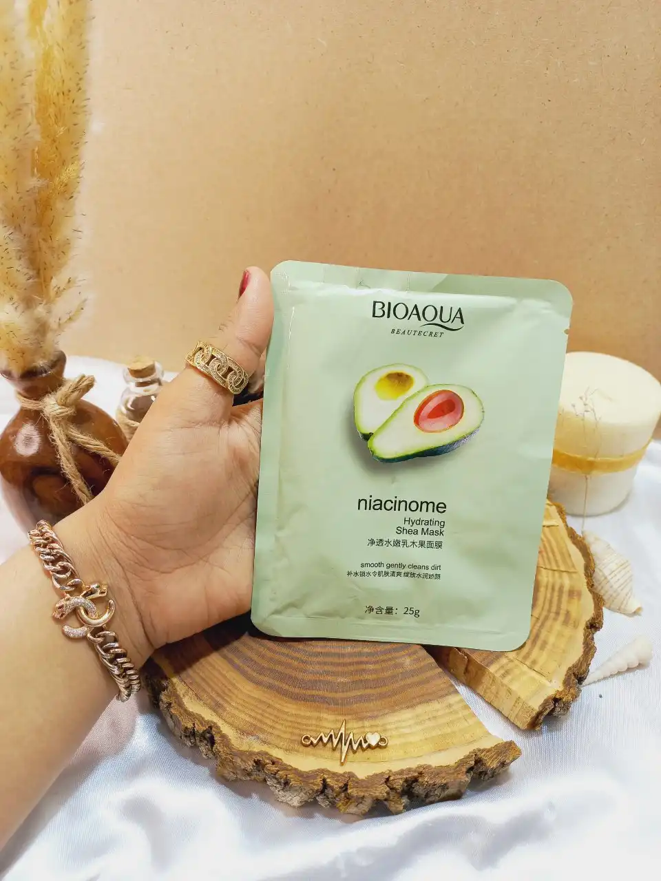 ماسک ورقه ای آووکادو بیوآکوا BIOAQUA کد 45824 |