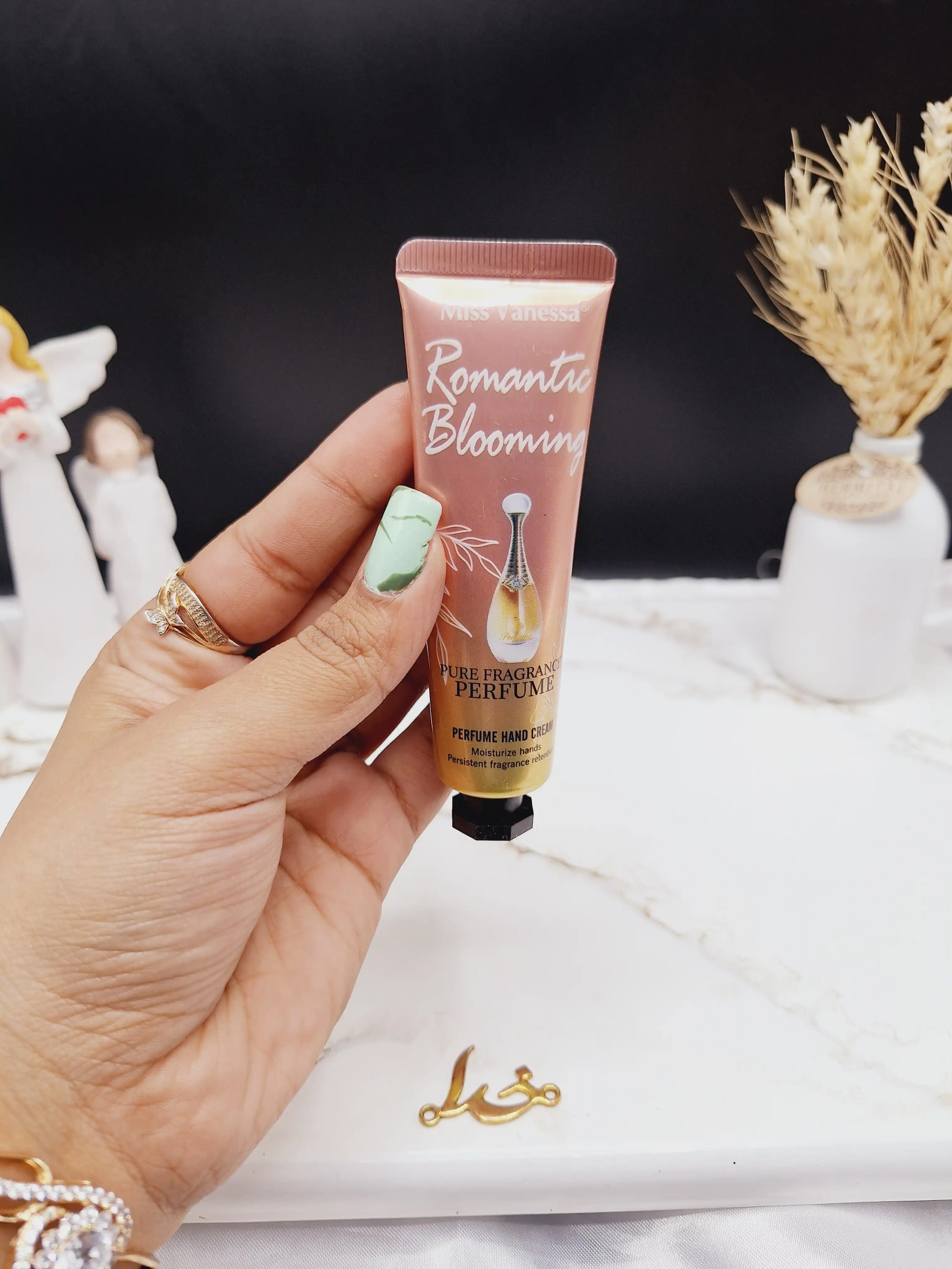 کرم دست 30 گرم ادکلنی PURE FRAGRANCE برند Miss Vanessa  کد G3085