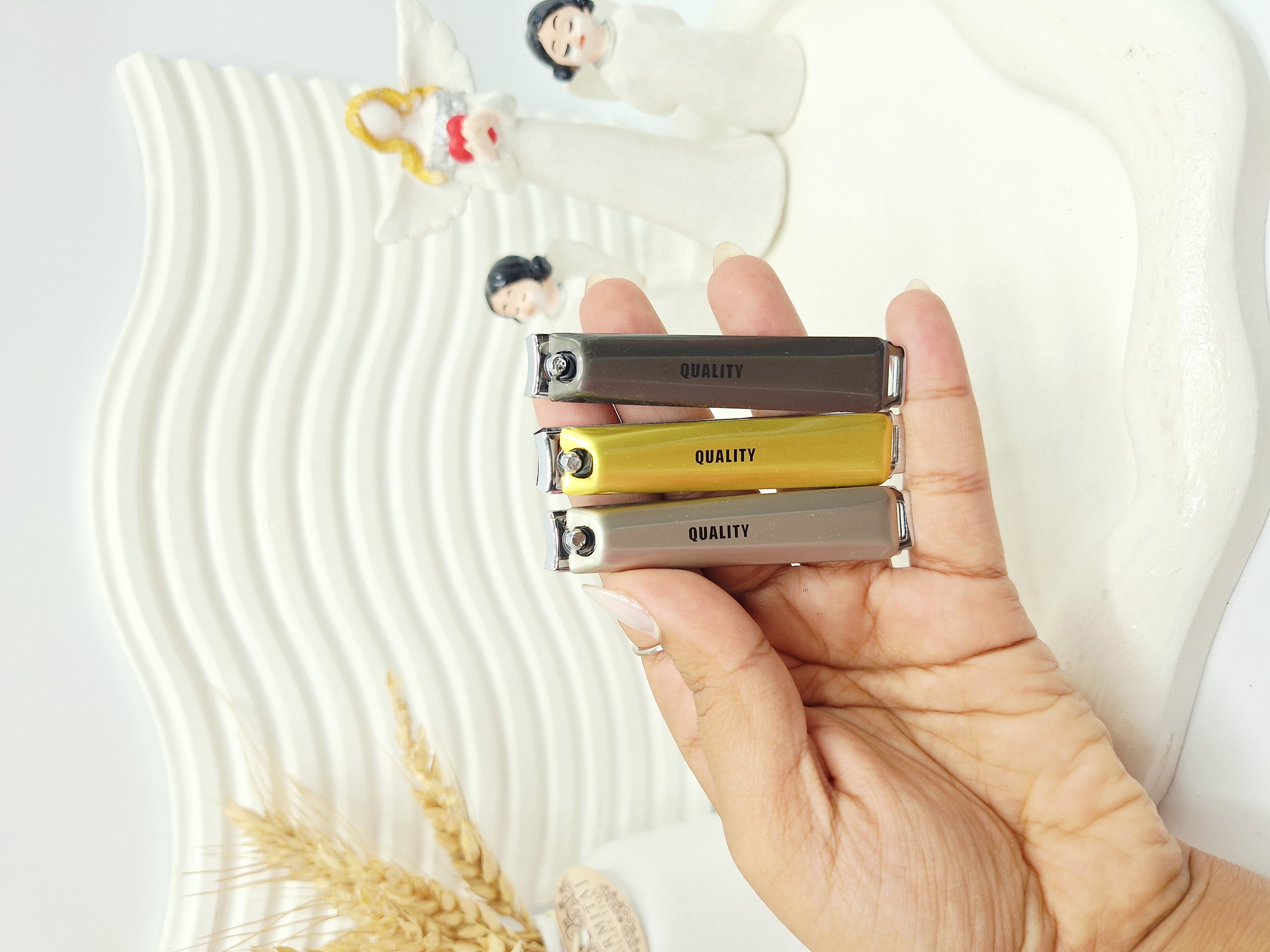 ناخن گیر حرفه ای QUALITY روکش استیل در 3 رنگ