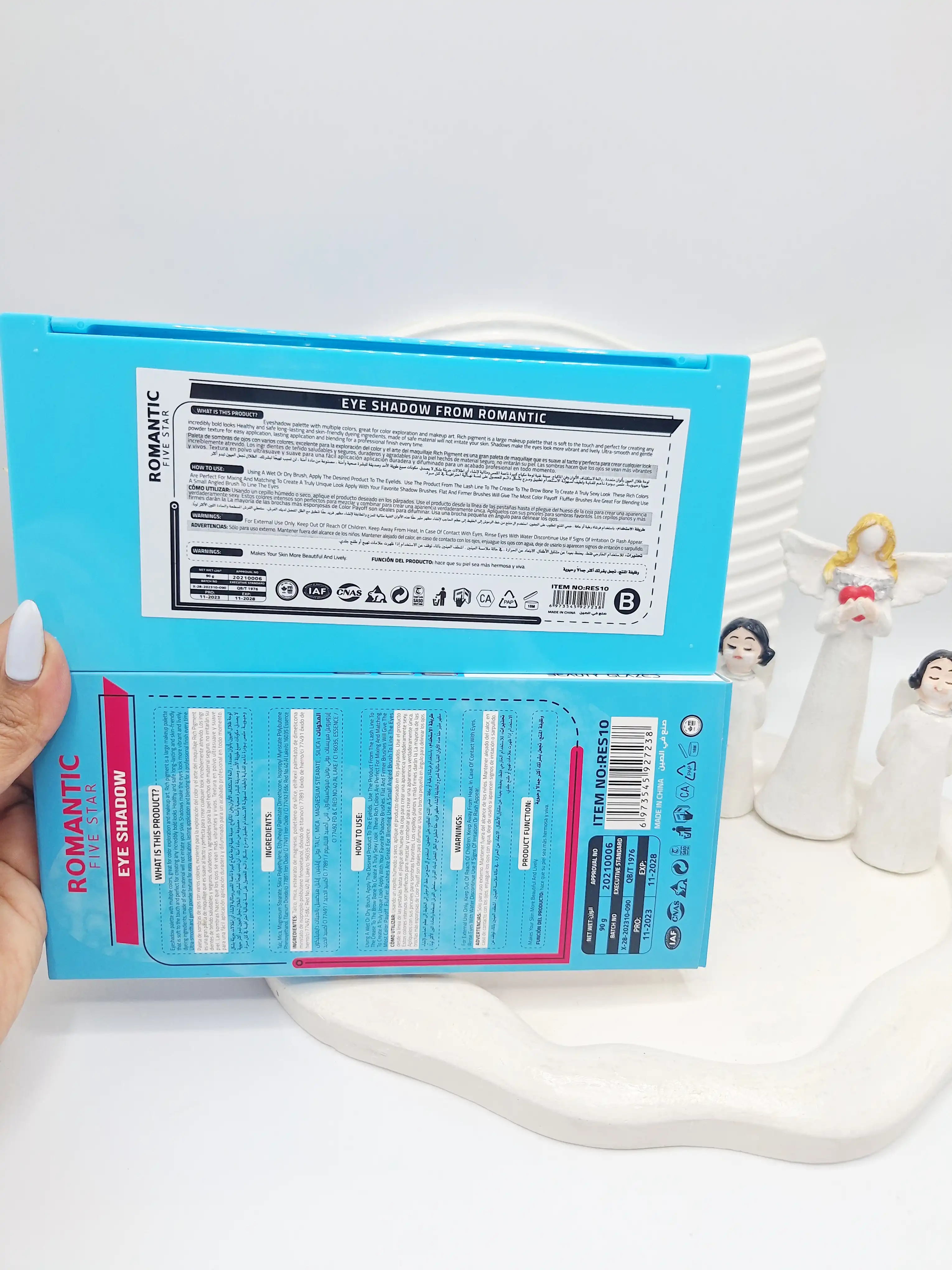 پالت تاشو کتابی 70 رنگ رومانتیک کد 7238