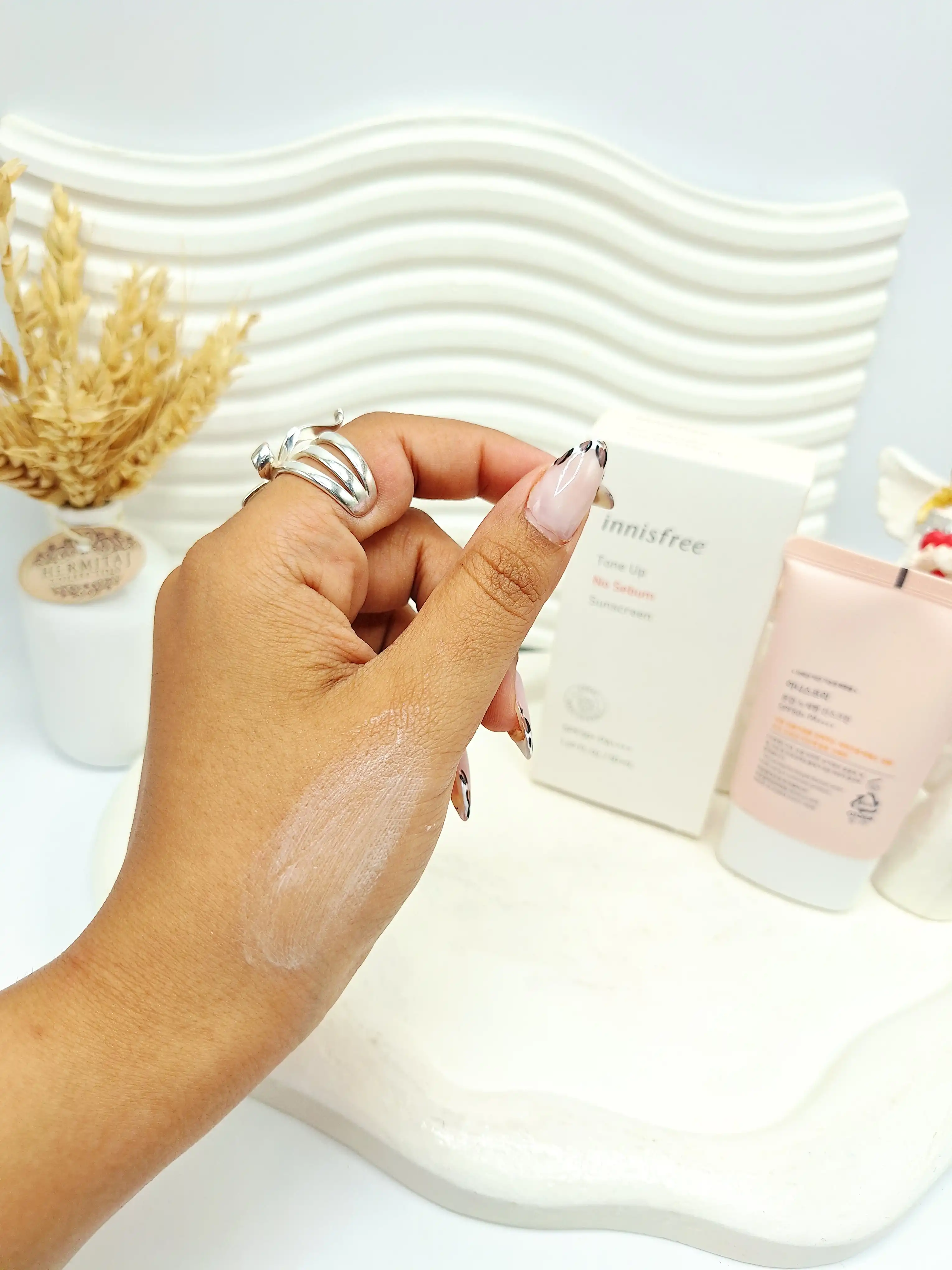 کرم ضد آفتاب بدون چربی SPF50 برند innisfree های کپی امارات کد 5430