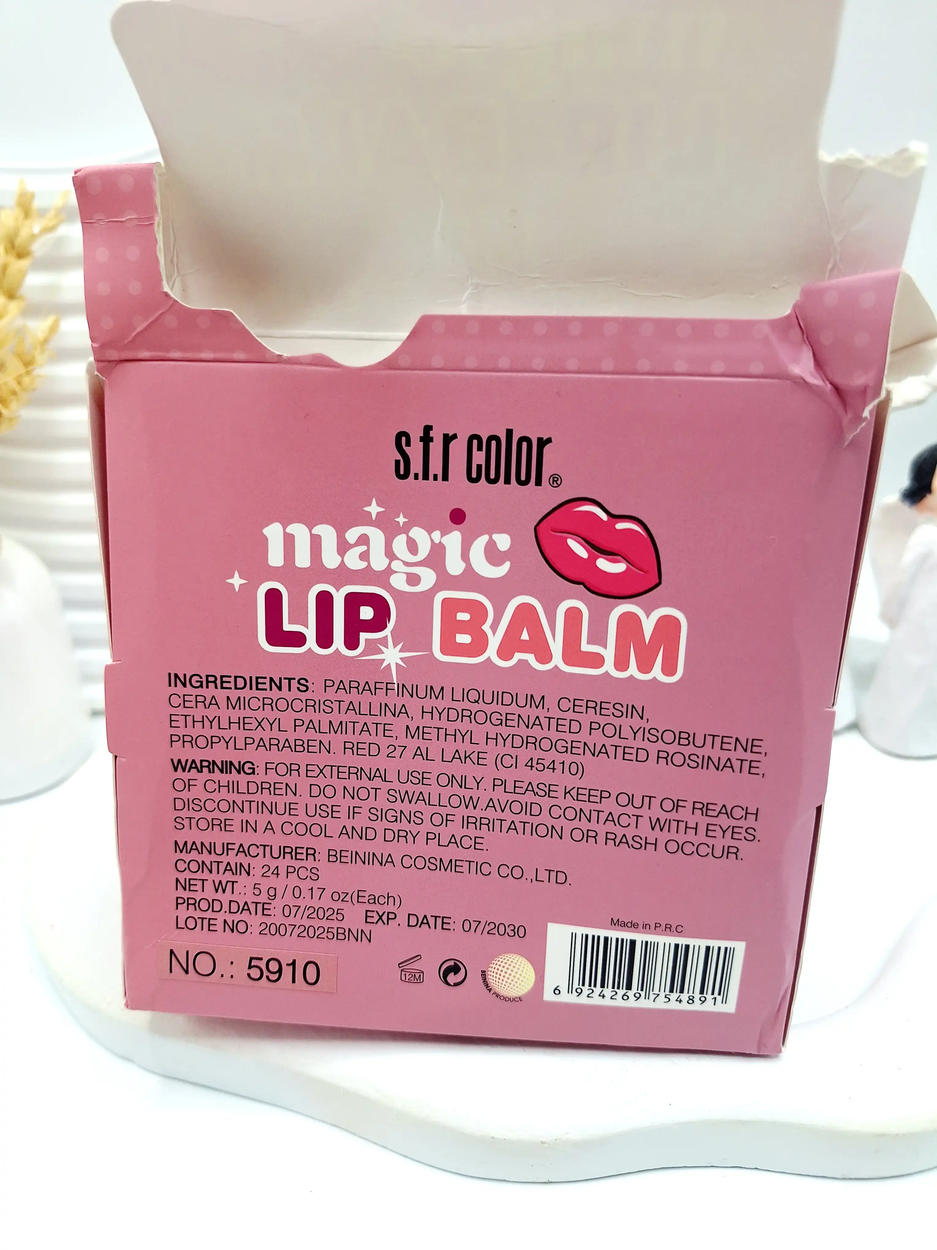 بالم لب قلمی حرارتی طرح لب برند magic کد5910